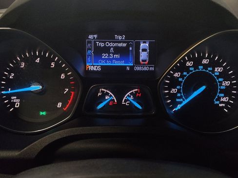 Used 2016 Ford Escape SE image 23