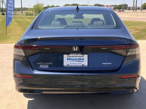 Used 2024 Honda Accord EX-L image 6