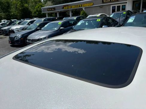 Used 2018 Honda Fit EX image 25