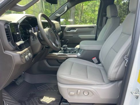 New 2026 Chevrolet Silverado 1500 LT Trail Boss w/ LT Trail Boss Premium Package AWD/4WD image 12