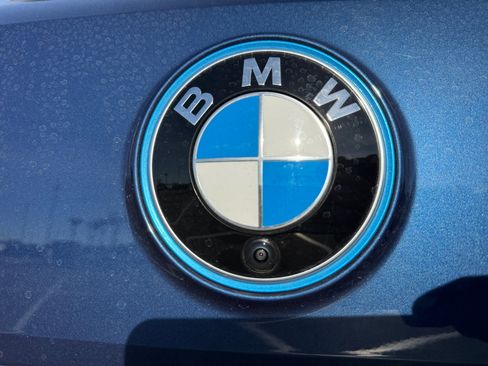 Used 2024 BMW iX xDrive50 w/ Premium Package image 24