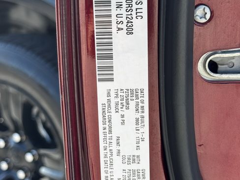 Used 2024 RAM 1500 Classic Warlock image 32