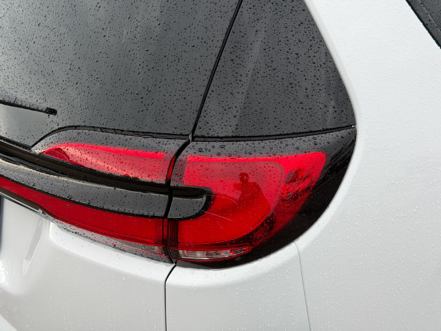 New 2026 Chrysler Pacifica Select AWD/4WD image 6