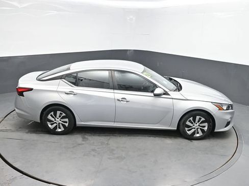 Used 2021 Nissan Altima 2.5 S FWD image 40