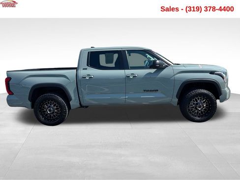Used 2024 Toyota Tundra SR5 w/ SR5 Premium Package AWD/4WD image 7