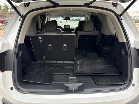 Certified 2025 Honda Pilot EX-L image 26