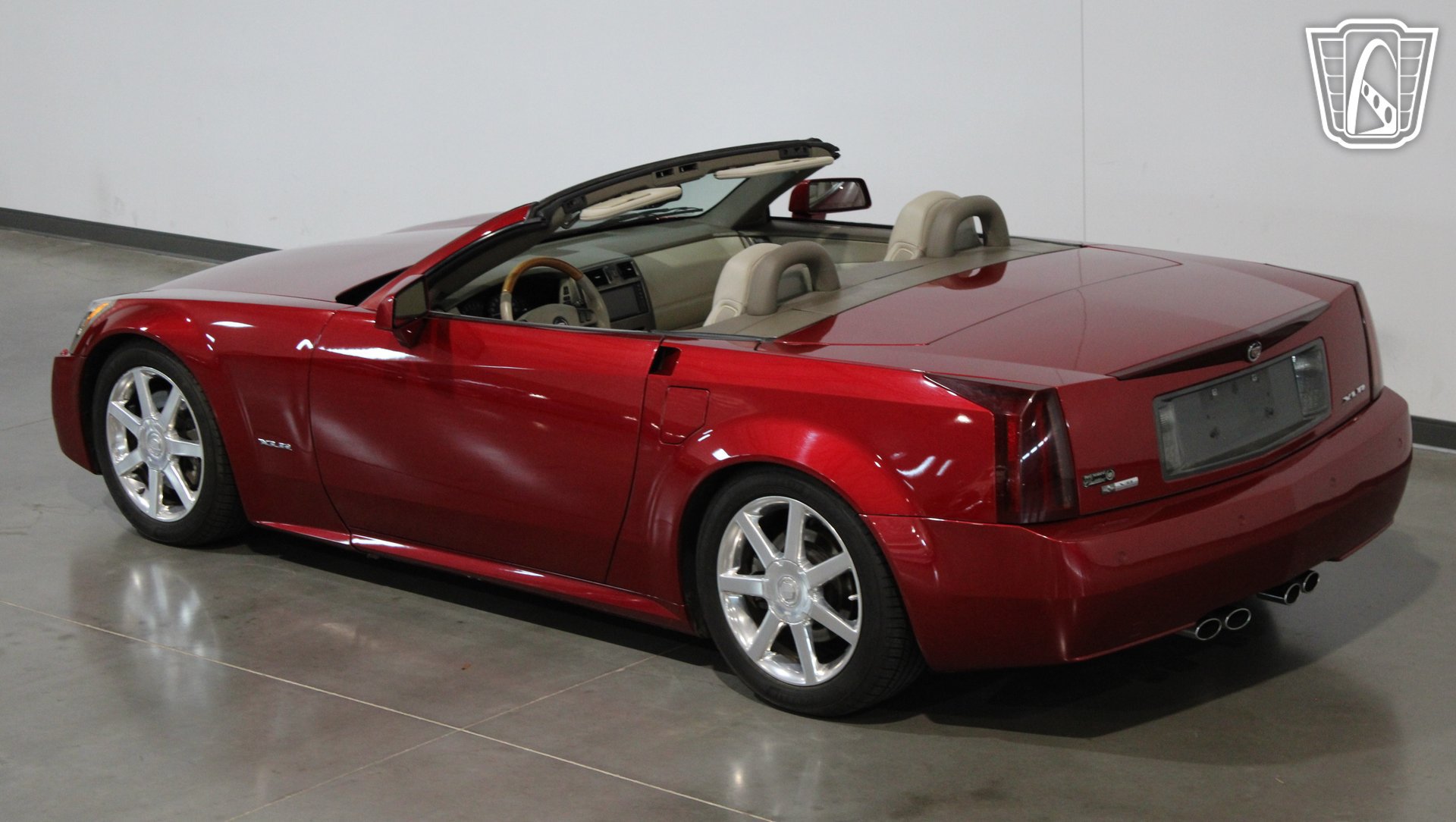 Used 2004 Cadillac XLR RWD image 20