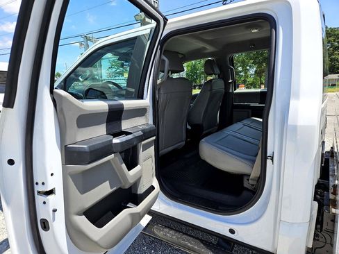 Used 2017 Ford F350 XL image 21
