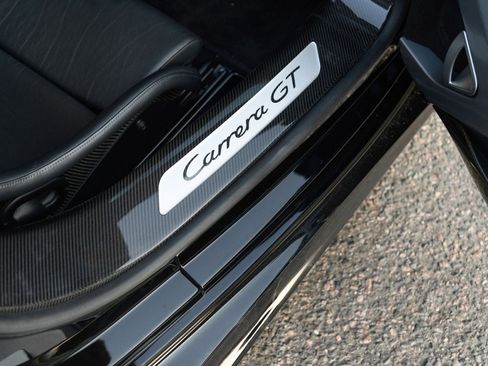 Used 2005 Porsche Carrera GT image 27