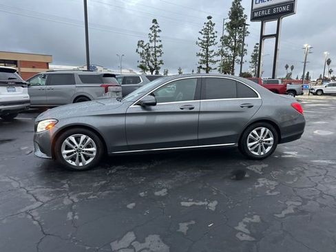 Used 2019 Mercedes-Benz C 300 Sedan image 4