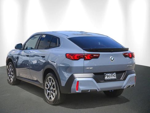 Used 2026 BMW X2 xDrive28i w/ Technology Package AWD/4WD image 4