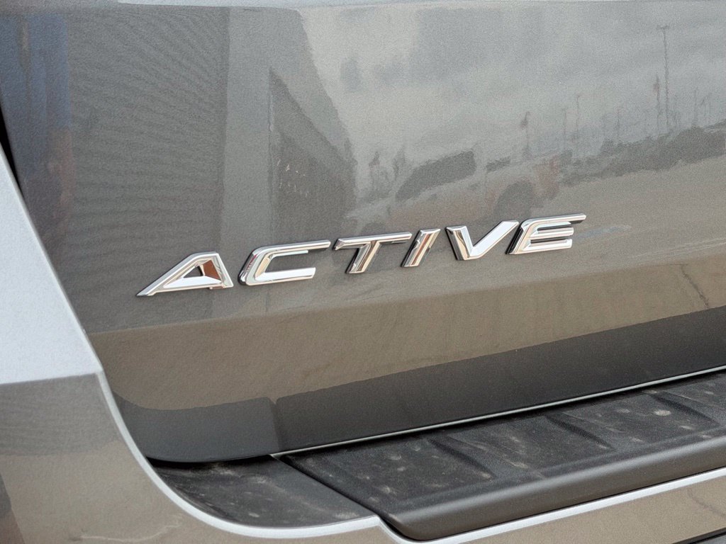 New 2026 Ford Explorer Active w/ Active Comfort Package RWD image 9