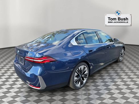 New 2026 BMW 530i 530i image 3