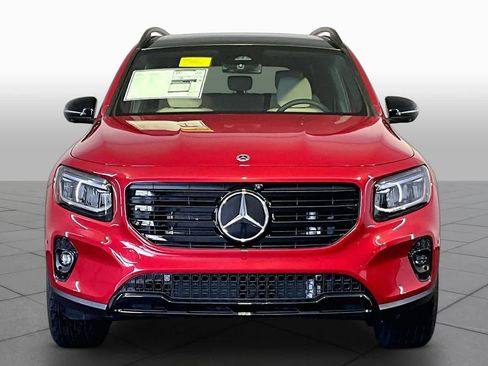 New 2026 Mercedes-Benz GLB 250 4MATIC image 2