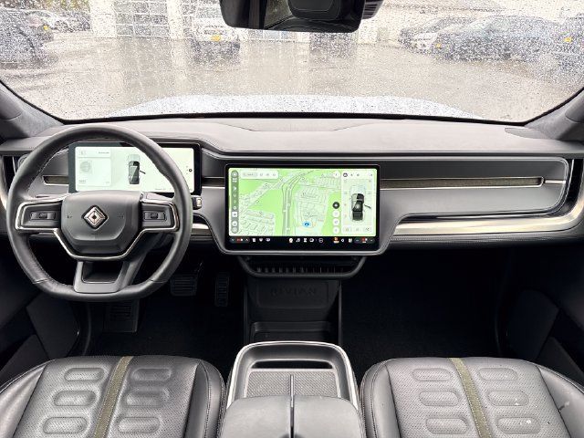 Used 2025 Rivian R1S Adventure Dual AWD/4WD image 13