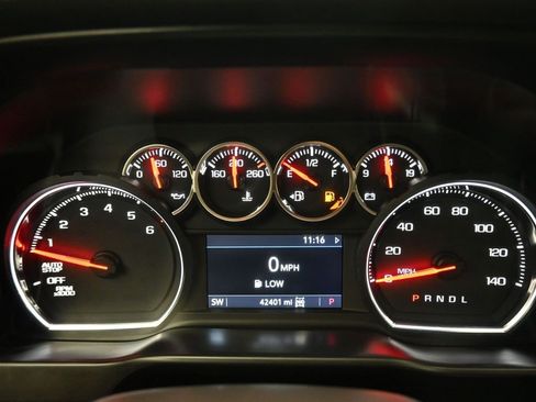 Used 2019 Chevrolet Silverado 1500 LT Trail Boss image 16