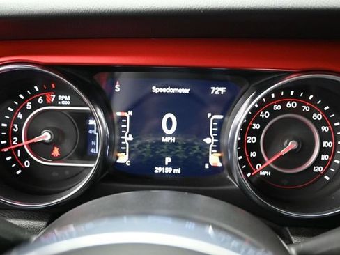 Used 2022 Jeep Gladiator Rubicon w/ Trailer Tow Package AWD/4WD image 28