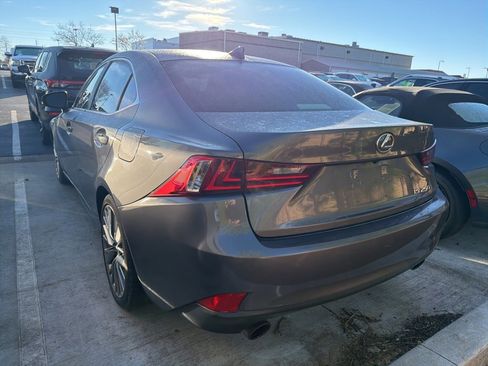Used 2014 Lexus IS 250 w/ Navigation Package image 4
