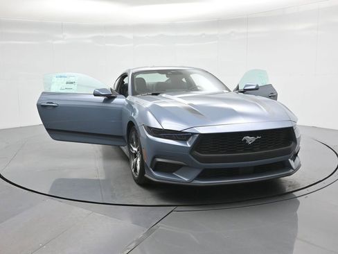 New 2025 Ford Mustang Coupe image 27