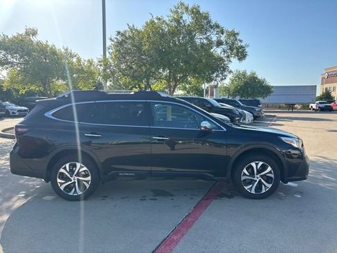 Used 2021 Subaru Outback Touring AWD/4WD image 4