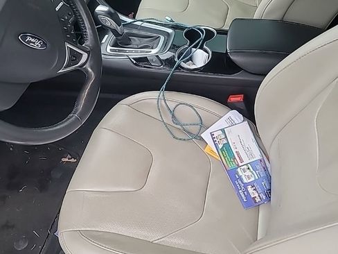 Used 2016 Ford Fusion Energi Titanium w/ Driver Assist Package image 8