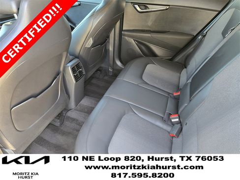 Certified 2024 Kia Niro EX image 27