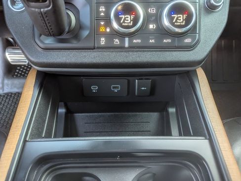 Used 2020 Land Rover Defender 110 X AWD/4WD image 26