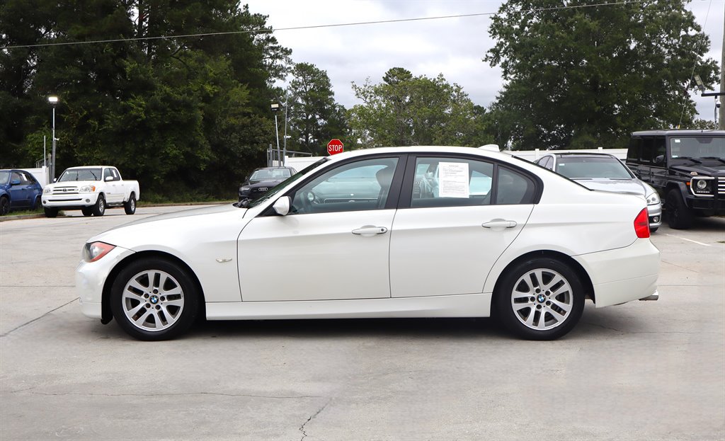 Used 2006 BMW 325i Sedan RWD image 4