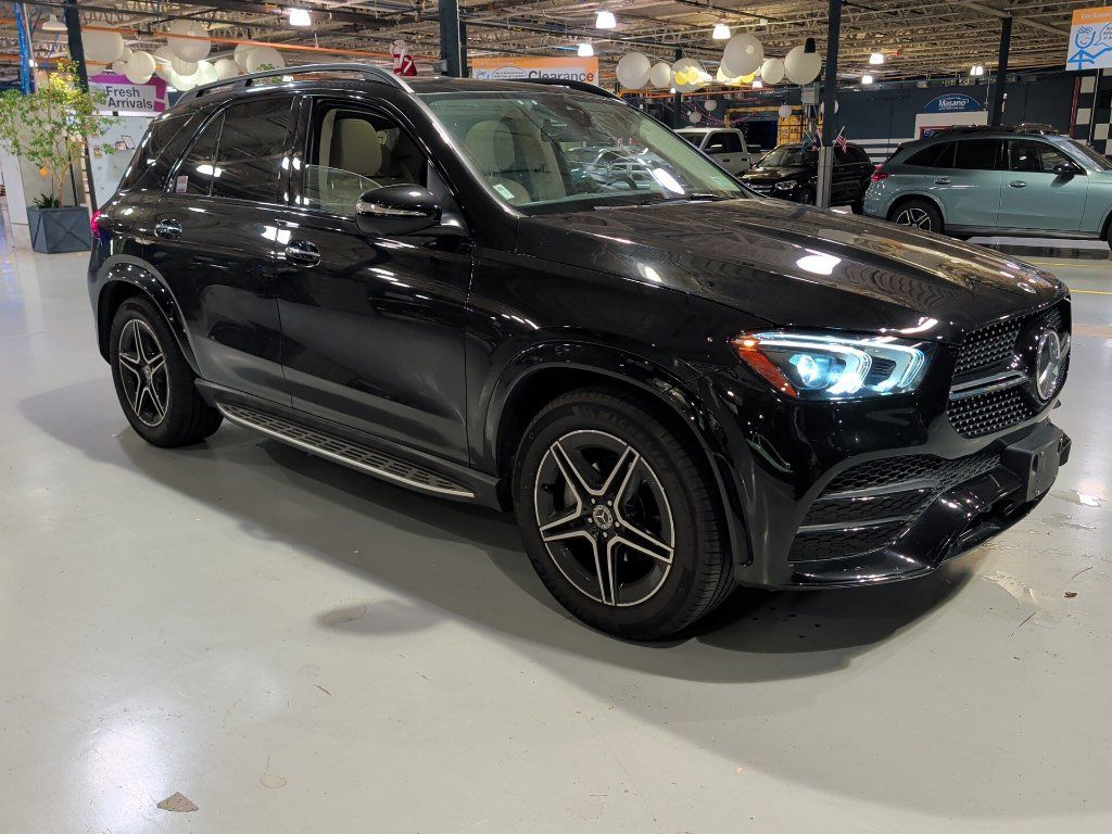 Used 2022 Mercedes-Benz GLE 350 4MATIC image 1
