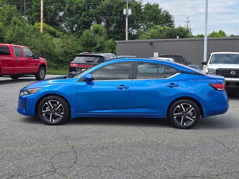 Used 2024 Nissan Sentra SV FWD image 23