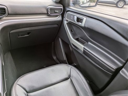 Certified 2023 Ford Explorer XLT w/ Equipment Group 202A image 16