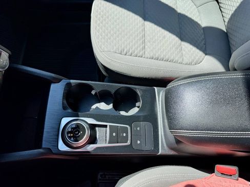 Used 2022 Ford Escape SE w/ Convenience Package AWD/4WD image 16