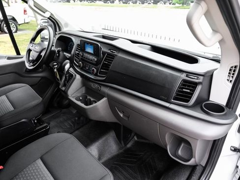 Used 2023 Ford Transit 150 Low Roof RWD image 9