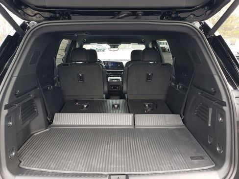 New 2026 Chevrolet Traverse LT w/ Midnight/Sport Edition image 11