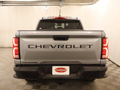 Used 2024 Chevrolet Colorado Z71 w/ Z71 Convenience Package 2 AWD/4WD image 5