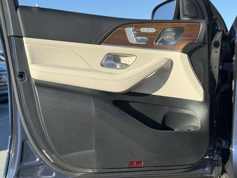 New 2025 Mercedes-Benz GLE 53 AMG 4MATIC Coupe image 15