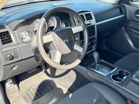 Used 2008 Dodge Charger SE RWD image 2