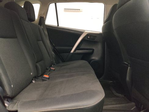 Used 2018 Toyota RAV4 LE w/ All Weather Liner Package FWD image 19