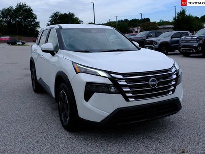 Used 2025 Nissan Rogue SV