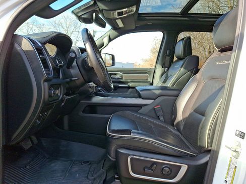 Certified 2022 RAM 1500 Laramie image 23