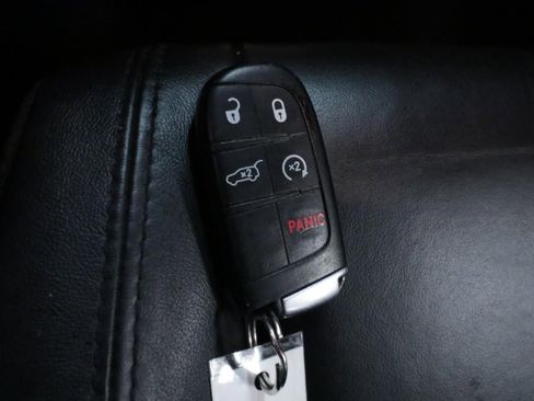 Used 2021 Jeep Grand Cherokee Limited image 21