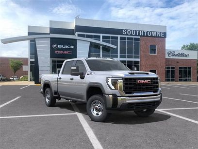 New 2025 GMC Sierra 2500 Pro w/ Convenience Package