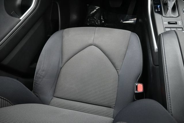 Used 2023 Toyota Highlander LE AWD/4WD image 14