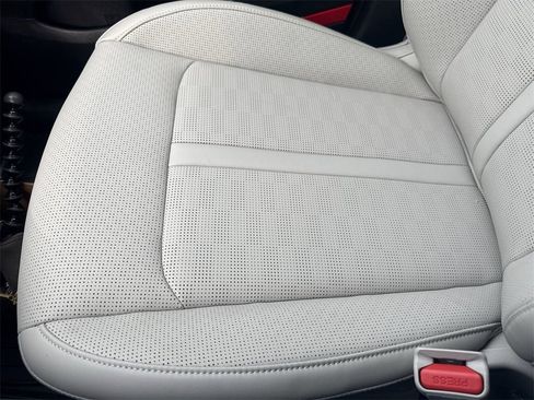 New 2025 Kia Sorento S image 43