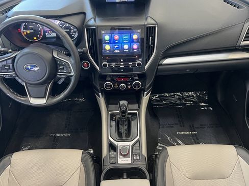 Used 2019 Subaru Forester Limited AWD/4WD image 12