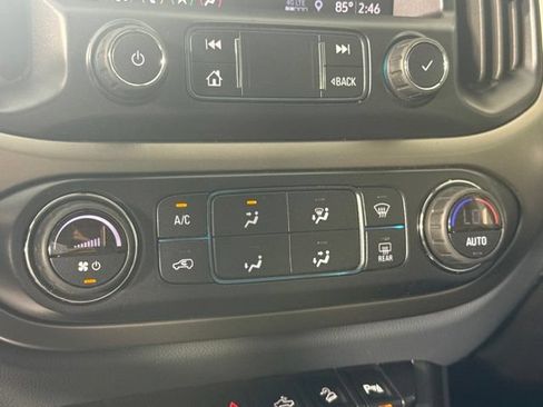 Used 2020 Chevrolet Colorado Z71 AWD/4WD image 26