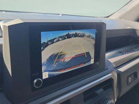 Certified 2024 Toyota Tacoma SR5 AWD/4WD image 20