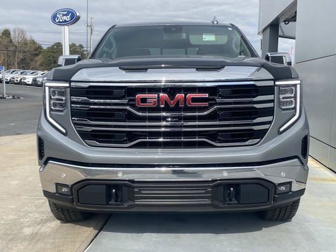 Used 2026 GMC Sierra 1500 SLT w/ SLT Premium Plus Package image 13
