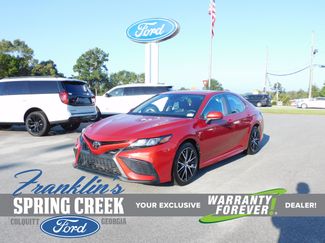 Used 2021 Toyota Camry SE image 1