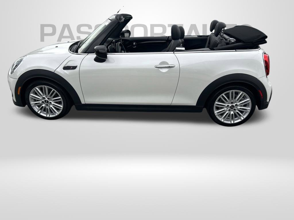 Used 2024 MINI Cooper S FWD image 3